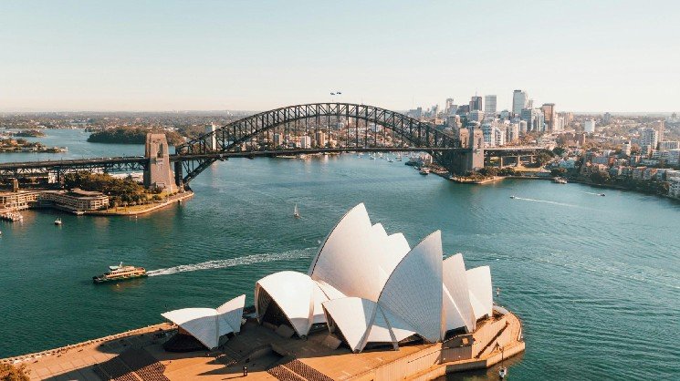 Australia is cracking down on crypto businesses as its strict new regulatory deadline nears Australia is cracking down on crypto businesses as its strict new regulatory deadline nears
