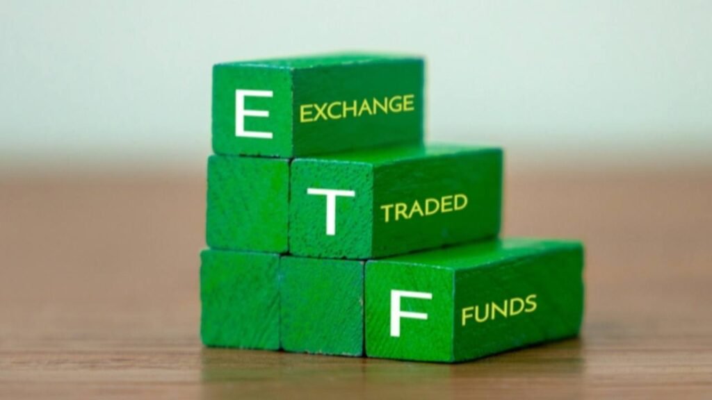 Bitcoin, Ether, XRP ETFs Pull In $310M as Blackrock Drives Demand Bitcoin, Ether, XRP ETFs Pull In $310M as Blackrock Drives Demand