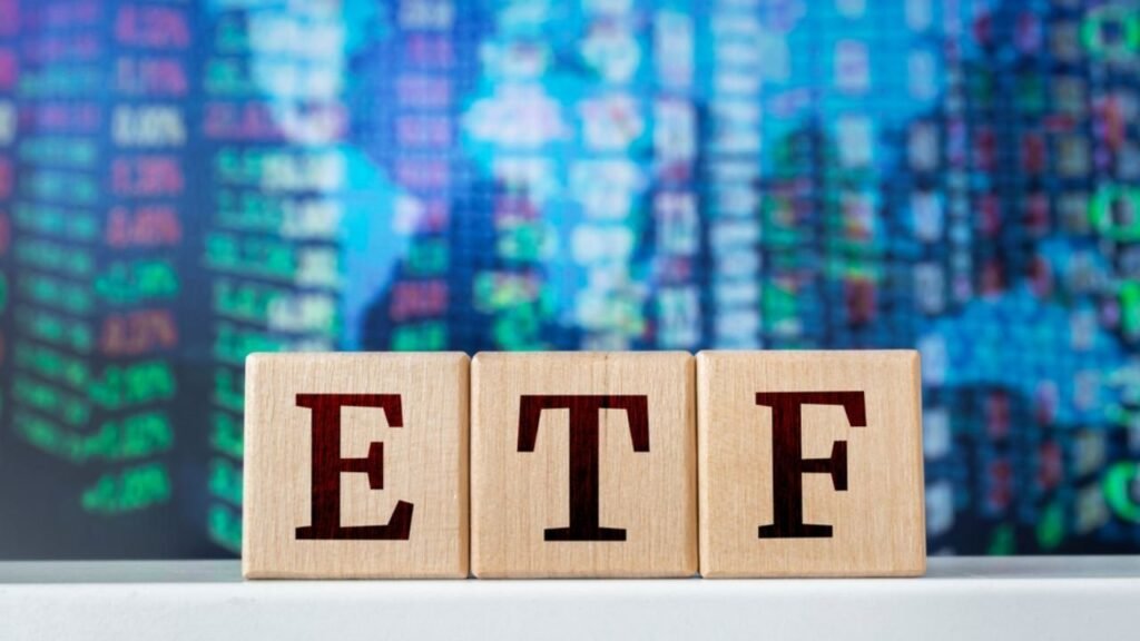 Bitcoin Takes 79% of Crypto ETF Weekly Inflows as Funds Add $1.24B Bitcoin Takes 79% of Crypto ETF Weekly Inflows as Funds Add $1.24B