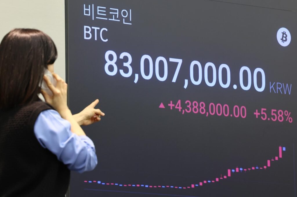 [REPORTERSNOTEBOOK] Korea's crypto exchanges need room to become financial platforms