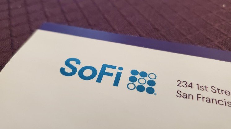SoFi, Kraken tie up as crypto and banking push into each other’s turf SoFi, Kraken tie up as crypto and banking push into each other's turf
