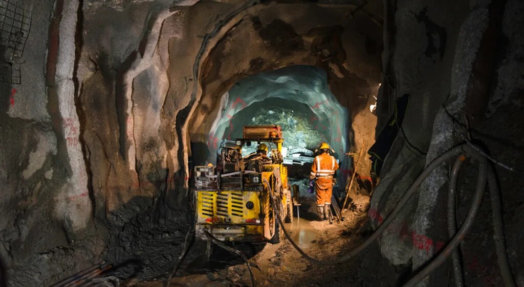 Bluebird Mining Ventures Reports Shift Toward Gold and Bitcoin Streaming Model