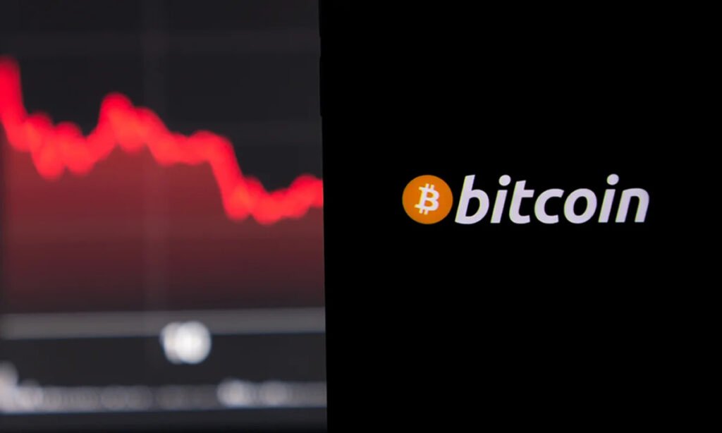 Crypto Investors Rotate From Bitcoin Into Altcoins as Rate Risks Rise