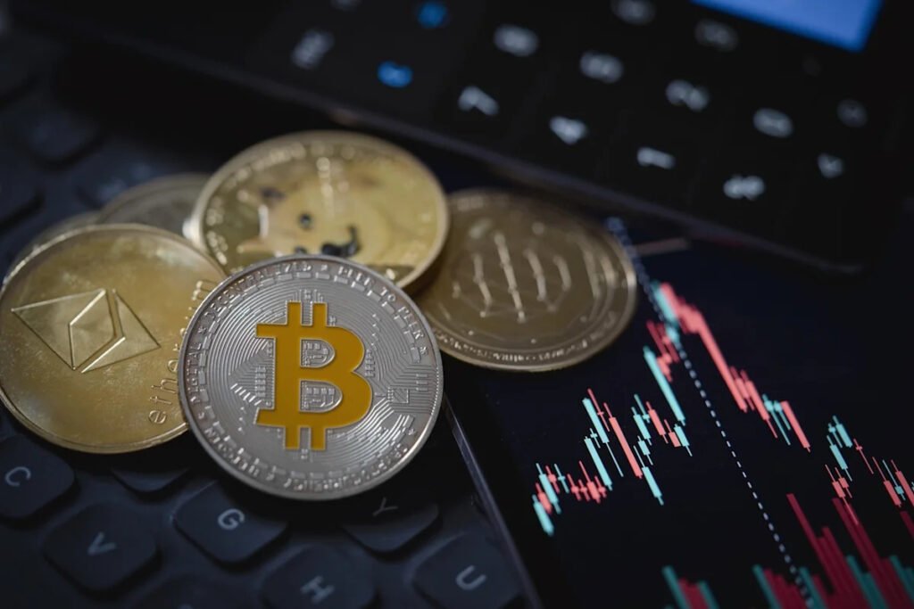 Bitcoin, Ethereum and the Altcoin Wave Explained Bitcoin, Ethereum and the Altcoin Wave Explained