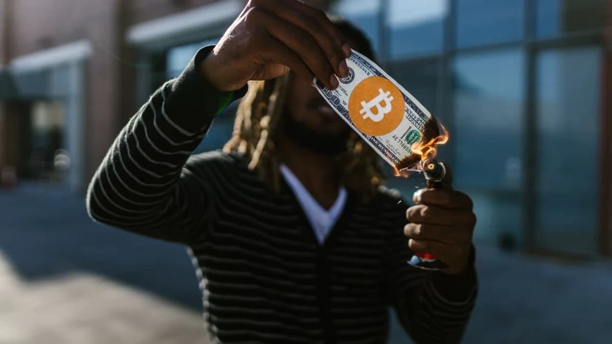 $2.6B: U.S. Bitcoin and Ethereum ETFs See Strongest Inflows