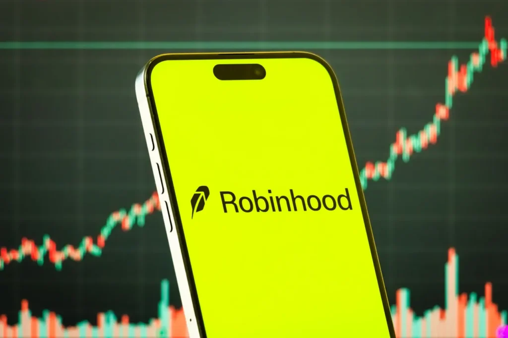 HOOD Stock Extends Slide Overnight: Ex-Employees Face Crypto Insider Trading Charges HOOD Stock Extends Slide Overnight: Ex-Employees Face Crypto Insider Trading Charges