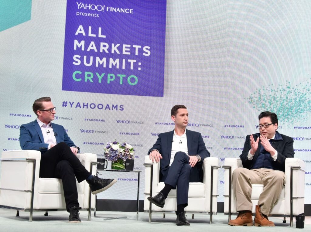 Tom Lee Says ‘Economists Are Fighting Last Year’s Wars’ As Fundstrat’s 2% Bitcoin Bet Swells To 85% Tom Lee Says ‘Economists Are Fighting Last Year’s Wars’ As Fundstrat’s 2% Bitcoin Bet Swells To 85%