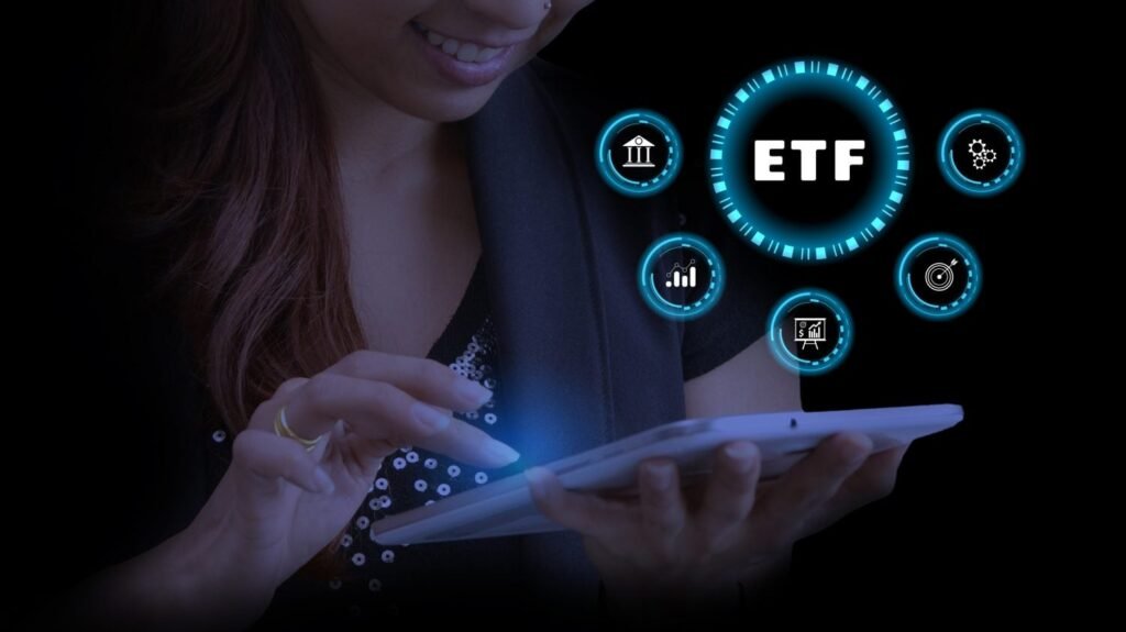 Bitcoin ETFs Took In $731 Million in a Day While XRP ETF Inflows Fell 83% in a Week. Is Money Rotating to Bitcoin? Bitcoin ETFs Took In $731 Million in a Day While XRP ETF Inflows Fell 83% in a Week. Is Money Rotating to Bitcoin?