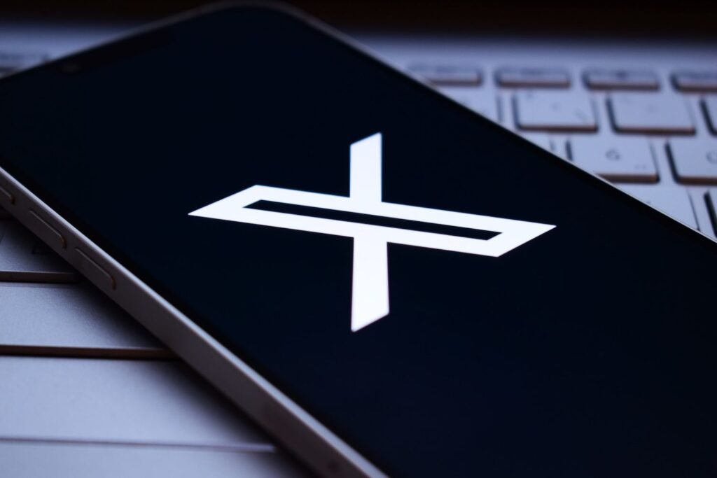 Before Ethereum Moves, These 10 X Accounts Usually Know Why