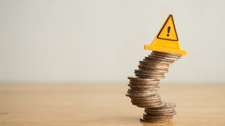 Experts Warn of Systemic Risks as Crypto Lending Vaults Cross $10B Experts Warn of Systemic Risks as Crypto Lending Vaults Cross $10B