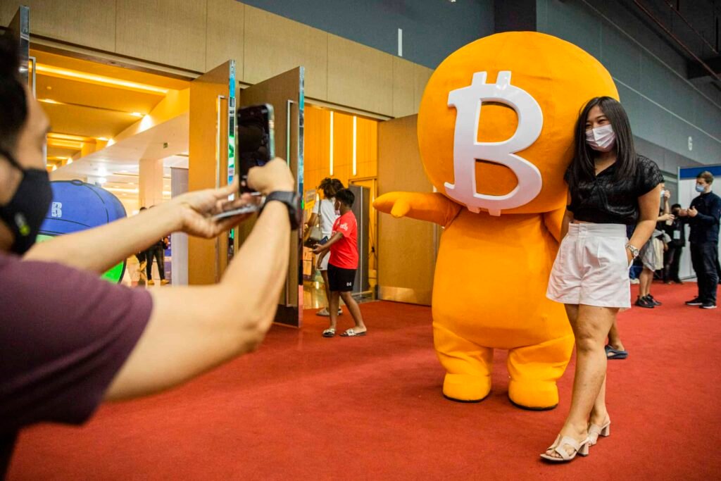 TOKEN2049 Is Drawing the Crowds in Singapore. What Actually Comes Out of a Crypto Conference? TOKEN2049 Is Drawing the Crowds in Singapore. What Actually Comes Out of a Crypto Conference?