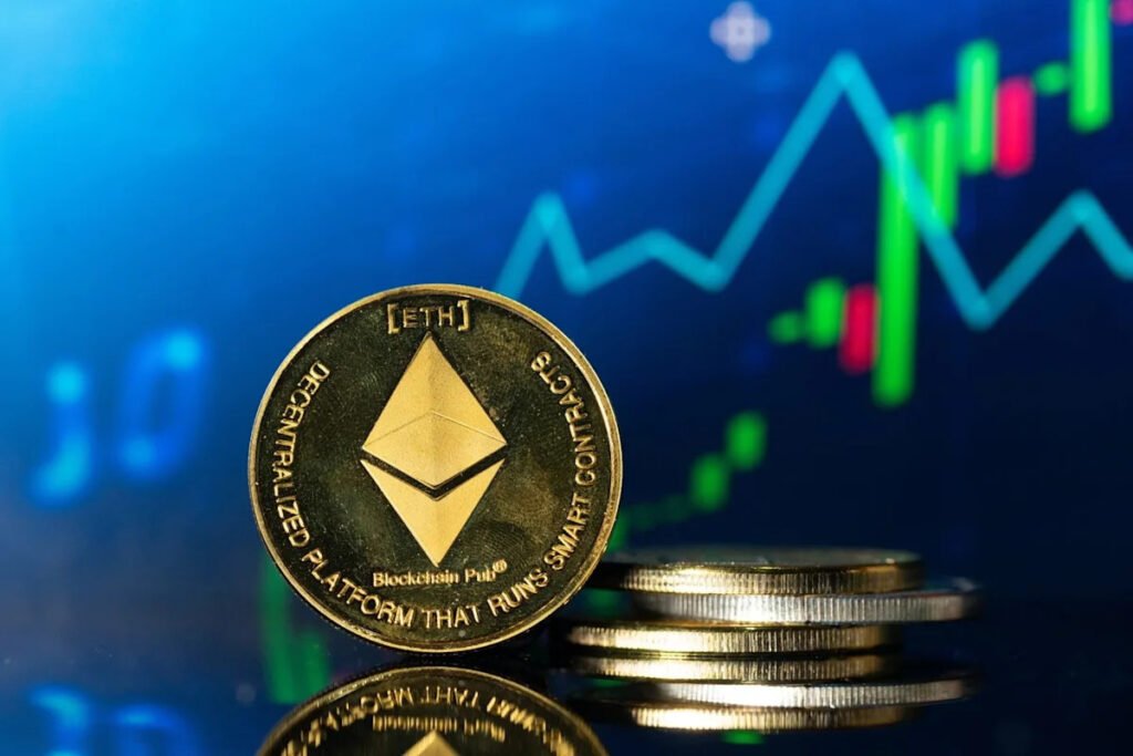 What Can Ethereum Do That Bitcoin Can’t? The Difference in Plain English, and Why It Matters for the Price What Can Ethereum Do That Bitcoin Can’t? The Difference in Plain English, and Why It Matters for the Price